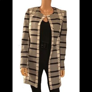 NWT MANGO (EU) BLACK AND WHITE LINED JACKET.